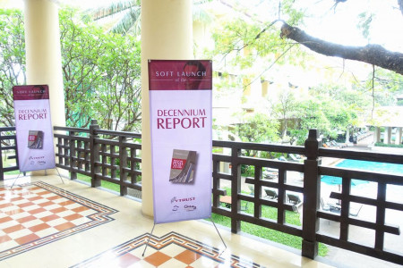 セミナー会場は、プノンペン屈指の高級ホテル「Raffles Hotel Le Royal」